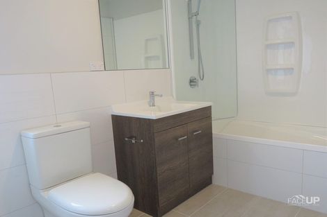 Photo of property in 21 Ceramic Lane, New Lynn, Auckland, 0600