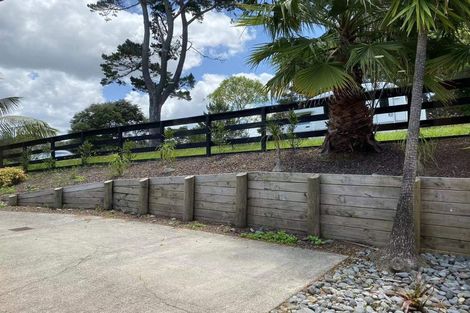 Photo of property in 1 Carol Lee Place, Albany Heights, Auckland, 0632