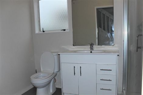 Photo of property in 2/10 Rewa Street, New Lynn, Auckland, 0600