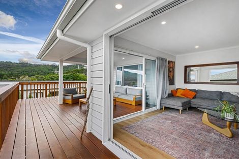 Photo of property in 37 Josh Road, Huapai, Kumeu, 0810