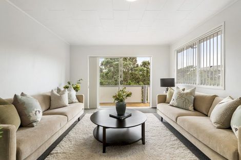 Photo of property in 1/21 Bonito Place, Bayview, Auckland, 0629