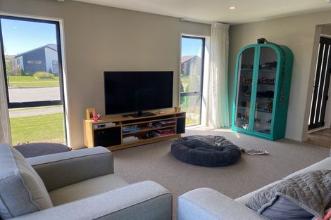 Photo of property in 8 Collier Drive, Halswell, Christchurch, 8025