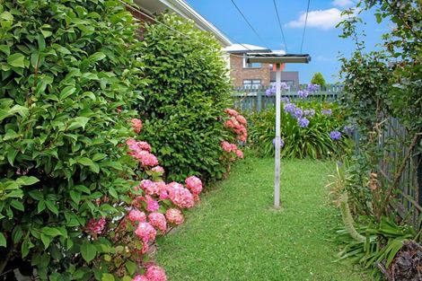 Photo of property in 17a Bradshaw Terrace, Riccarton, Christchurch, 8011