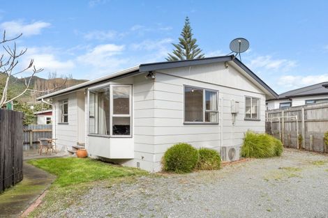 Photo of property in 3/6 Awamutu Grove, Waiwhetu, Lower Hutt, 5010