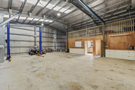 Photo of property in 1230 Egmont Road, Egmont Village, New Plymouth, 4372