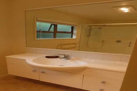 Photo of property in 24 Cape Horn Road, Mount Roskill, Auckland, 1041