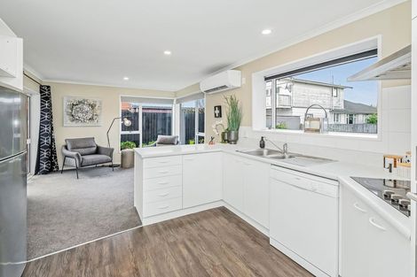 Photo of property in 2/57 Cutts Road, Russley, Christchurch, 8042