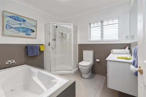 Photo of property in 50 Santa Monica Drive, Papamoa Beach, Papamoa, 3118