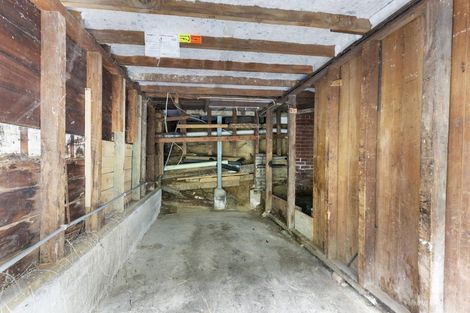 Photo of property in 41 Holloway Road, Aro Valley, Wellington, 6021