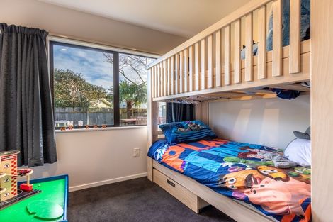 Photo of property in 10 Rodney Grove, Paraparaumu, 5032