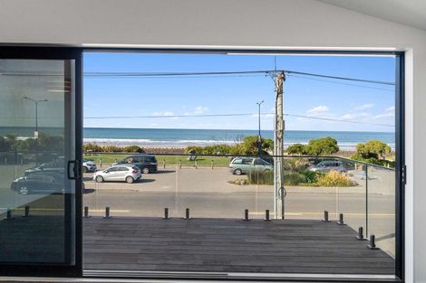 Photo of property in 85a Marine Parade, North New Brighton, Christchurch, 8083