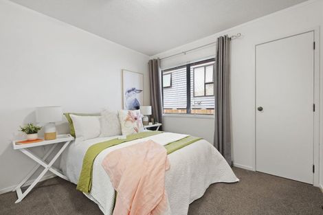 Photo of property in 31 Cromdale Avenue, Highland Park, Auckland, 2010