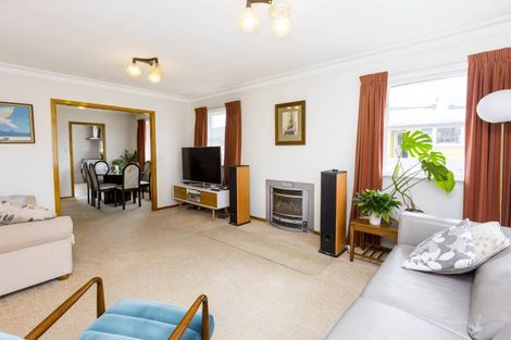 Photo of property in 37 Kashmir Avenue, Clouston Park, Upper Hutt, 5018