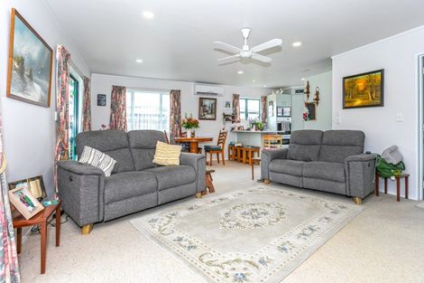 Photo of property in 132 Sharyn Place, Whangamata, 3620