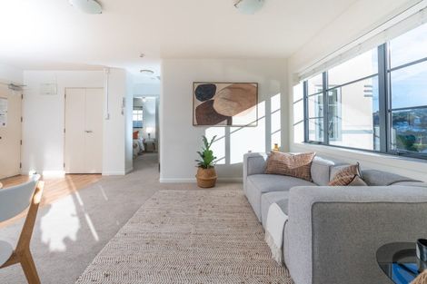 Photo of property in Westhaven Apartments, 23/127 Molesworth Street, Thorndon, Wellington, 6011