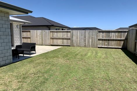 Photo of property in 33 Te Wharo Drive, Papamoa, 3118