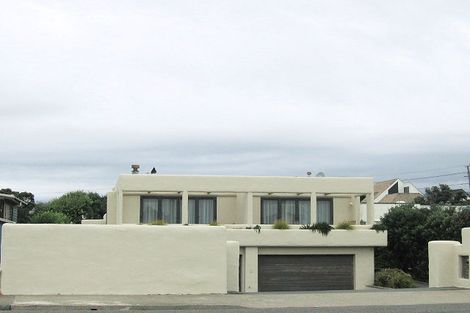 Photo of property in 86a Marine Parade, Paraparaumu Beach, Paraparaumu, 5032