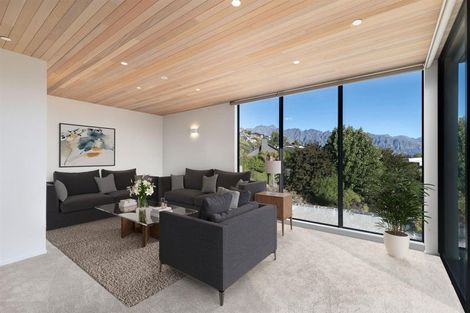 Photo of property in 1/3 Kerry Drive, Queenstown, 9300
