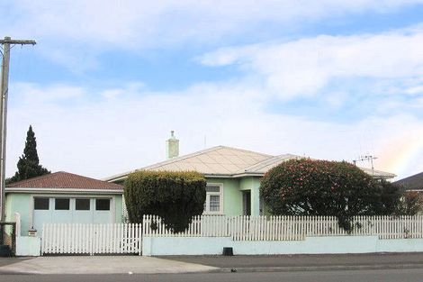 Photo of property in 582a Ferguson Street, Terrace End, Palmerston North, 4410
