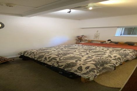 Photo of property in 86 Roxburgh Street, Mount Victoria, Wellington, 6011