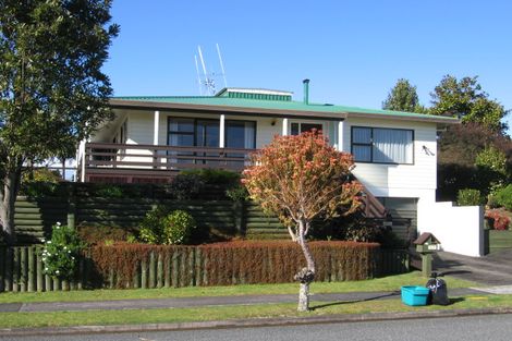 Photo of property in 27 Velma Crescent, Nawton, Hamilton, 3200