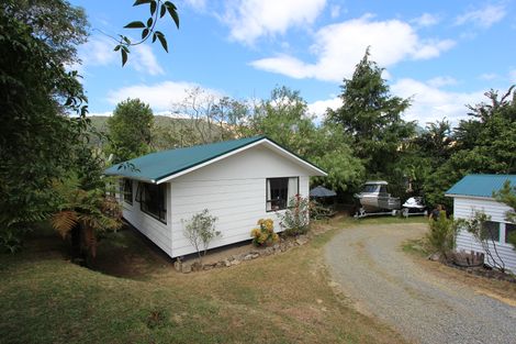 Photo of property in 22 Main Road, Havelock, 7100