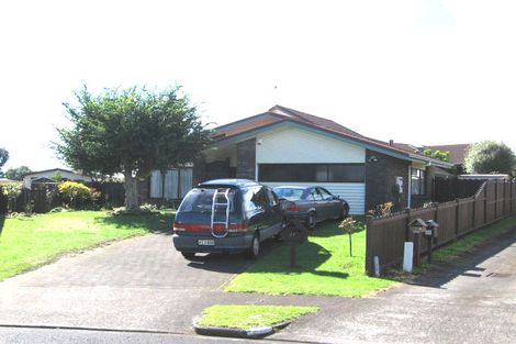 Photo of property in 11 Marina Heights, Half Moon Bay, Auckland, 2012