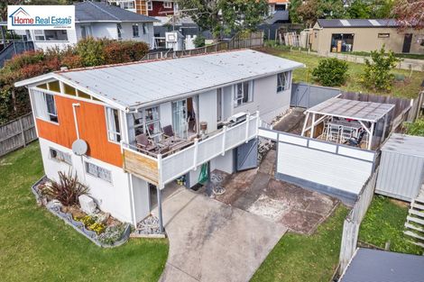 Photo of property in 3 Infidel Place, Torbay, Auckland, 0630