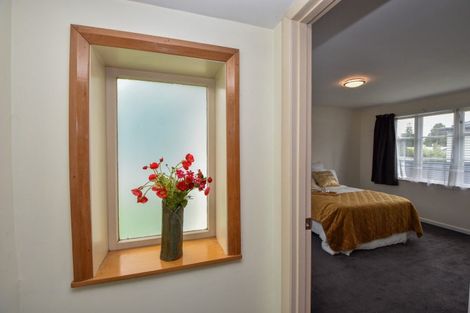 Photo of property in 2 Kent Street, Carterton, 5713