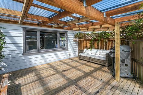 Photo of property in 186 Victoria Street, Coromandel, 3506