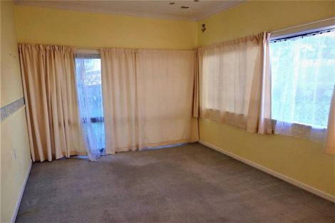 Photo of property in 32 Hillcrest Road, Papatoetoe, Auckland, 2025