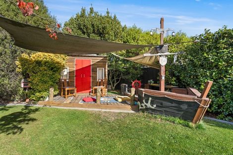 Photo of property in 35 Durrell Way, Rolleston, 7614