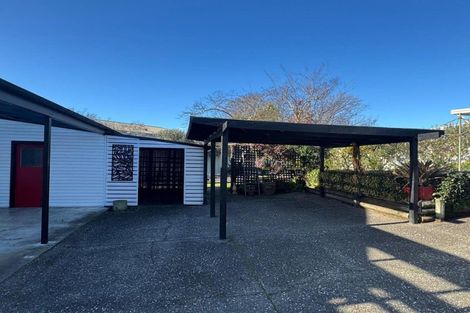 Photo of property in 48 Te Mata Road, Havelock North, 4130