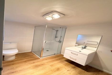 Photo of property in 307 Riccarton Road, Upper Riccarton, Christchurch, 8041