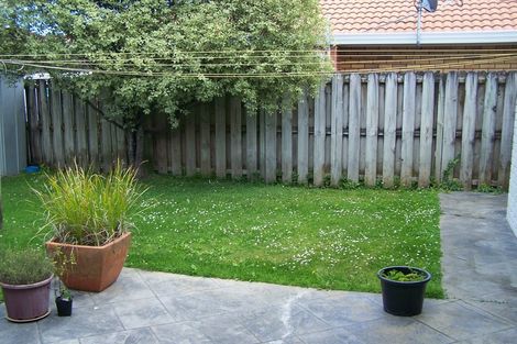 Photo of property in 42 Matterhorn Crescent, Northpark, Auckland, 2013