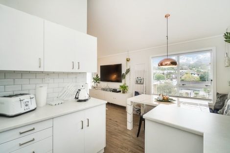 Photo of property in 1/50 Stapleford Crescent, Browns Bay, Auckland, 0630