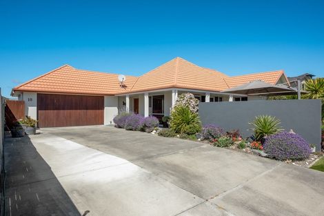 Photo of property in 10 Golf View Close, Fairhall, Blenheim, 7272