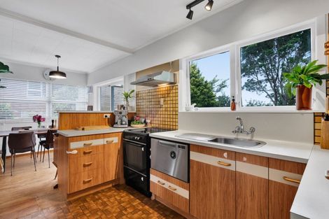 Photo of property in 17d Manu Crescent, Upper Vogeltown, New Plymouth, 4310