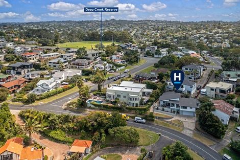 Photo of property in 48 Hebron Road, Waiake, Auckland, 0630