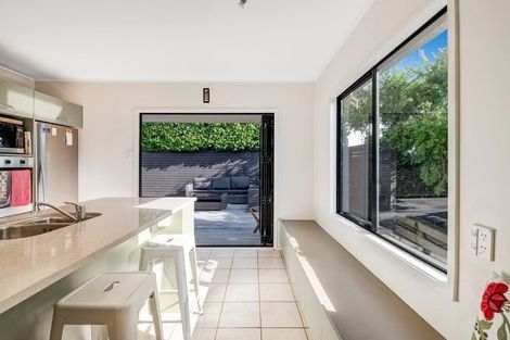 Photo of property in 33 Everard Avenue, Army Bay, Whangaparaoa, 0930