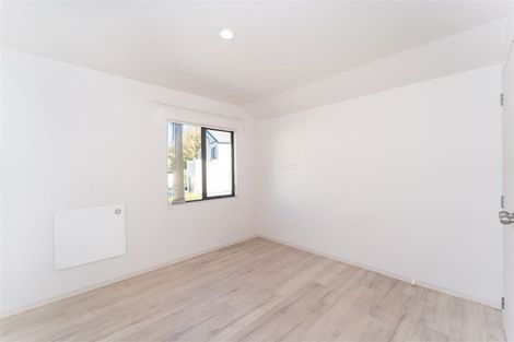 Photo of property in 5/2 Sunnydale Place, Oteha, Auckland, 0632