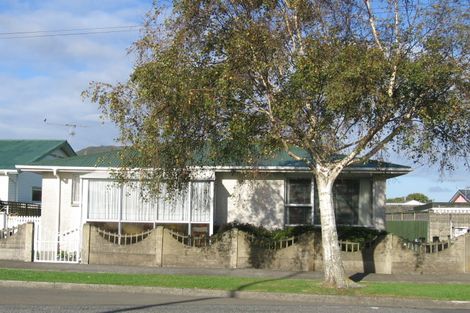 Photo of property in 22a Park Avenue, Epuni, Lower Hutt, 5011