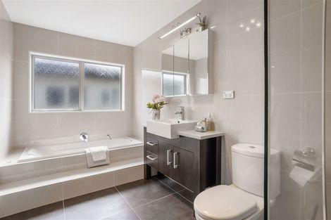 Photo of property in 126c Wellington Street, Howick, Auckland, 2014