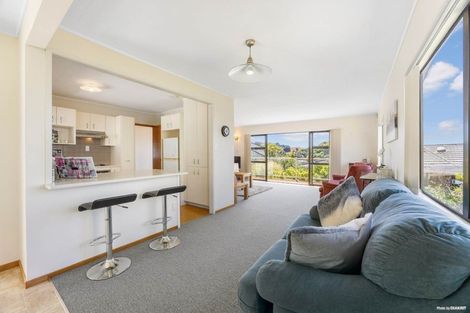 Photo of property in 4 Merehai Place, Snells Beach, 0920