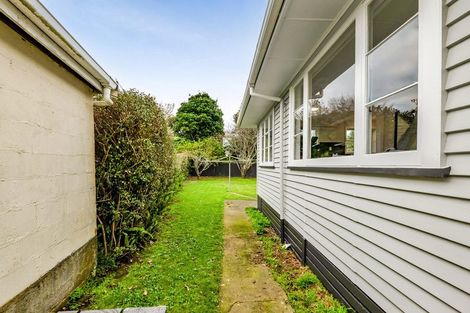 Photo of property in 27 Blagdon Road, Blagdon, New Plymouth, 4310