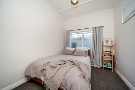 Photo of property in 240 Saint Aubyn Street, New Plymouth, 4310