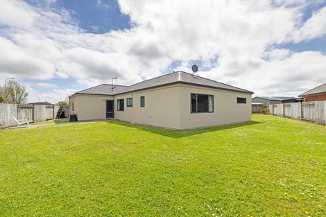 Photo of property in 37 Madison Avenue, Milson, Palmerston North, 4414