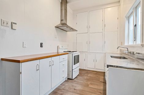 Photo of property in 30 Linwood Avenue, Mount Albert, Auckland, 1025