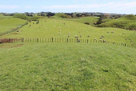 Photo of property in 98 Lincoln Road, Inglewood, 4389