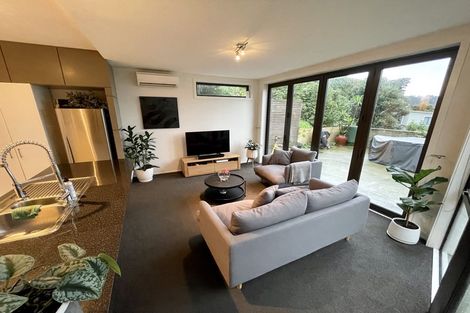 Photo of property in 75c Maida Vale Road, Roseneath, Wellington, 6011